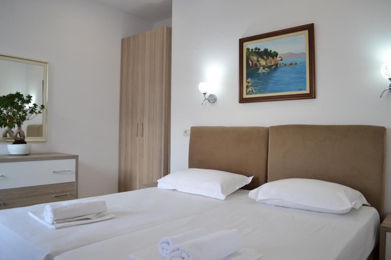 Seaview Penthouse 2 Bedrooms Apartment & Box Garage Vlorë Exterior foto